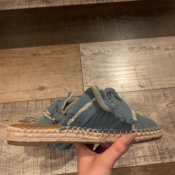 DV Denim  Mules - Picture 4 of 5